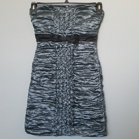 BCBG maxazria Fairycore Romantic sea mist tafetta ruched strapless dress size 2 - Picture 1 of 6